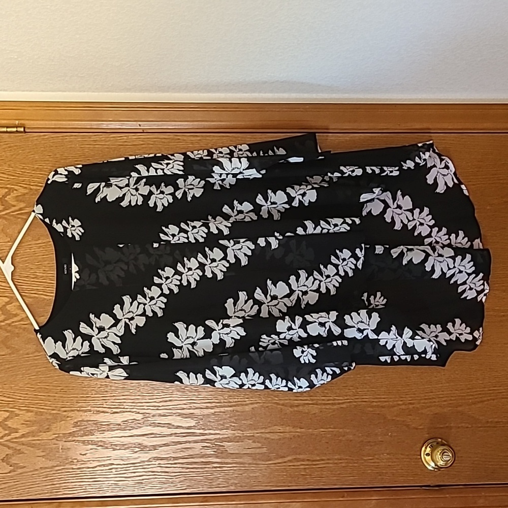 Alfani floral long sleeve shirt